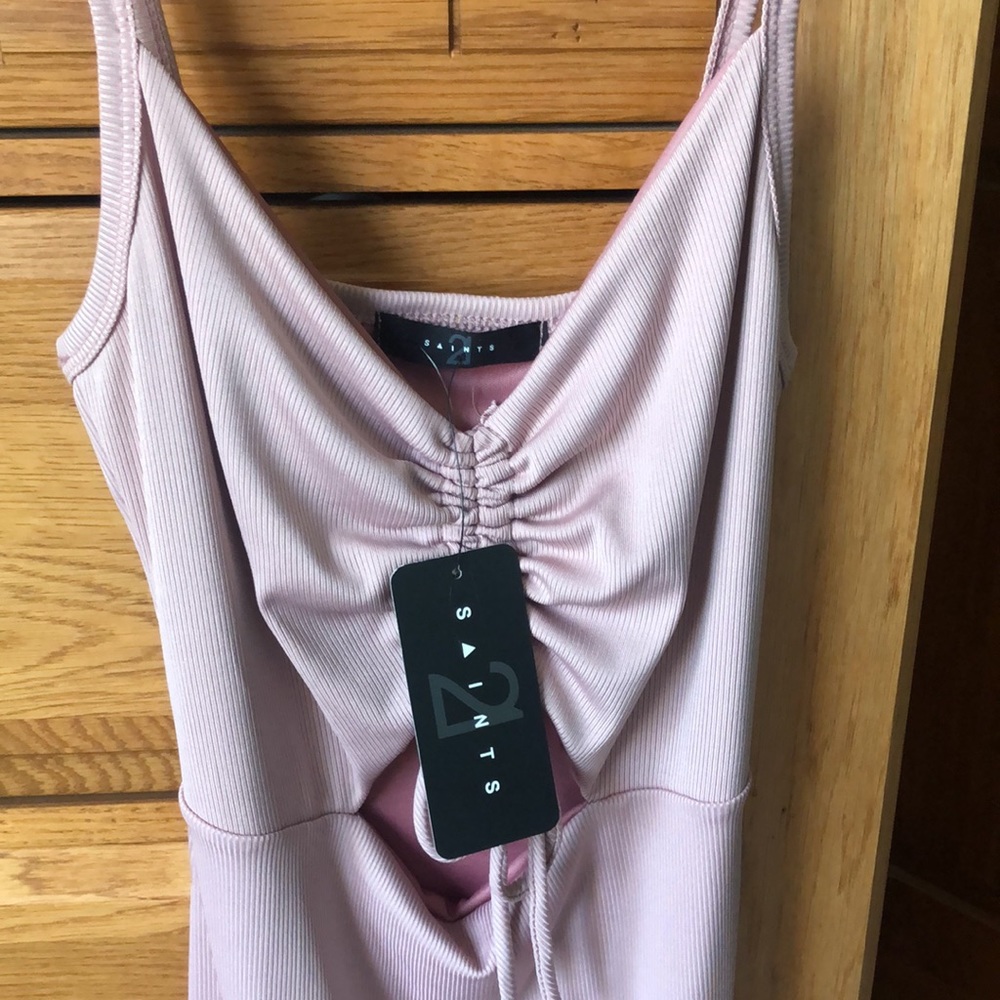 Pink Bodycon Ribbed Dress with Cut Out - Picture 6 of 10